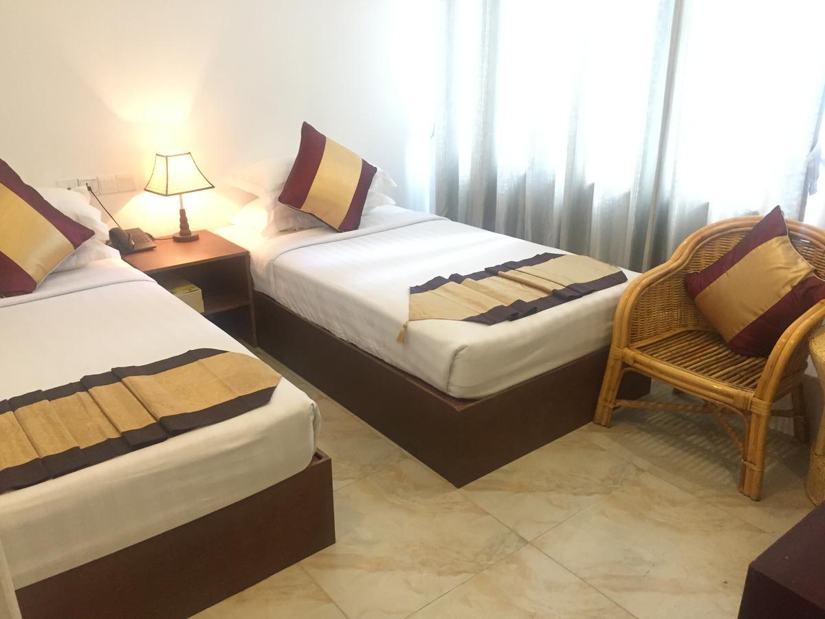 Hotel Sunny Mandalaj Kültér fotó